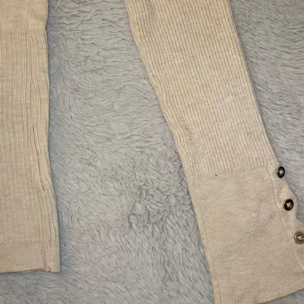 Turtle neck top - Picture 2 of 4